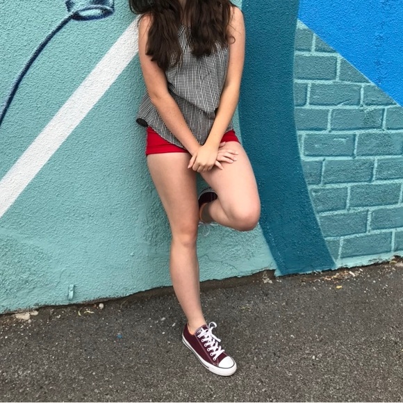 Women’s Mossimo Supply Co. Bright Red High Rise Short. Size 4/27. - Picture 5 of 13